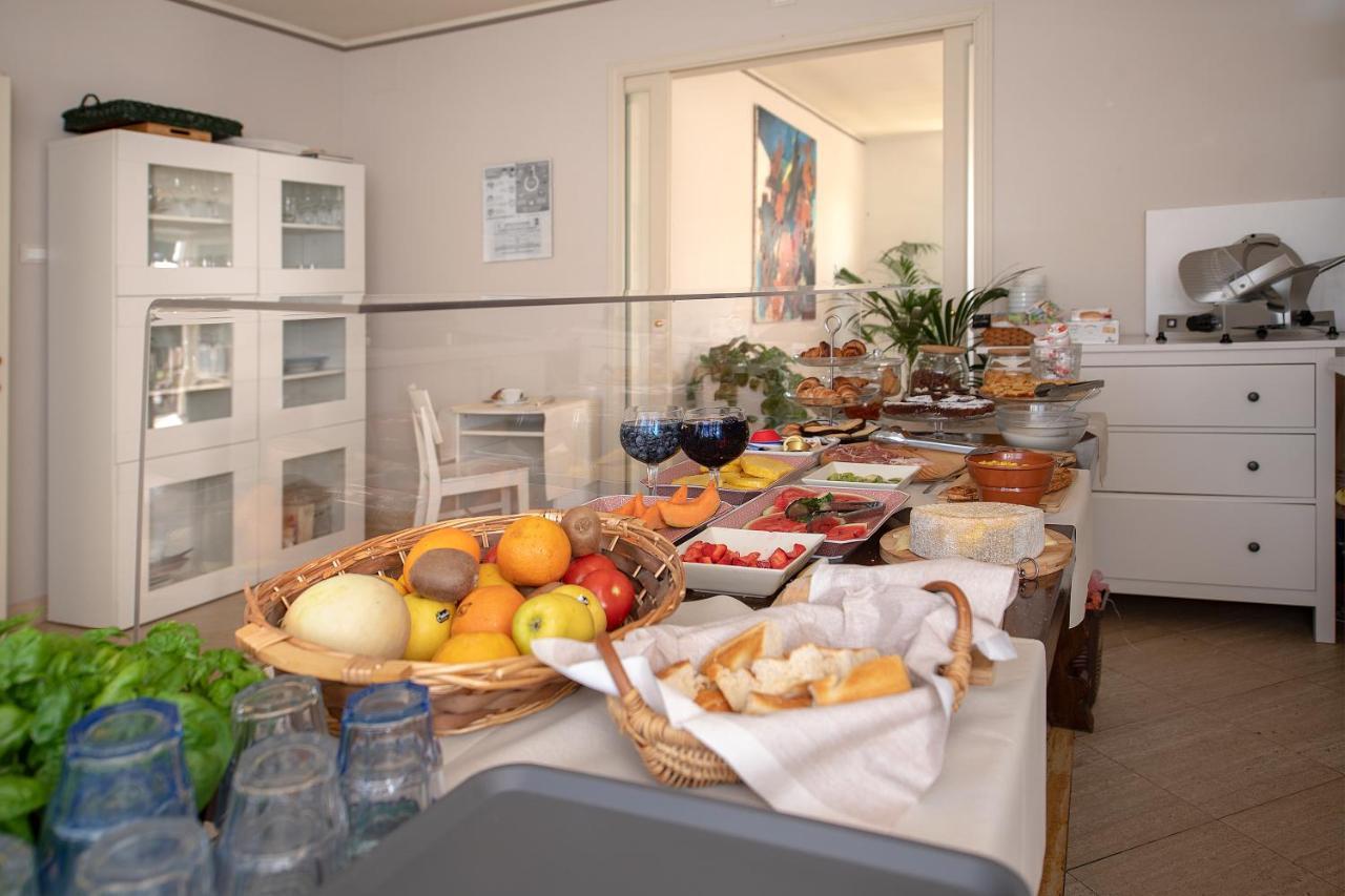 Relais Villa Isabel Pietrasanta Exterior photo